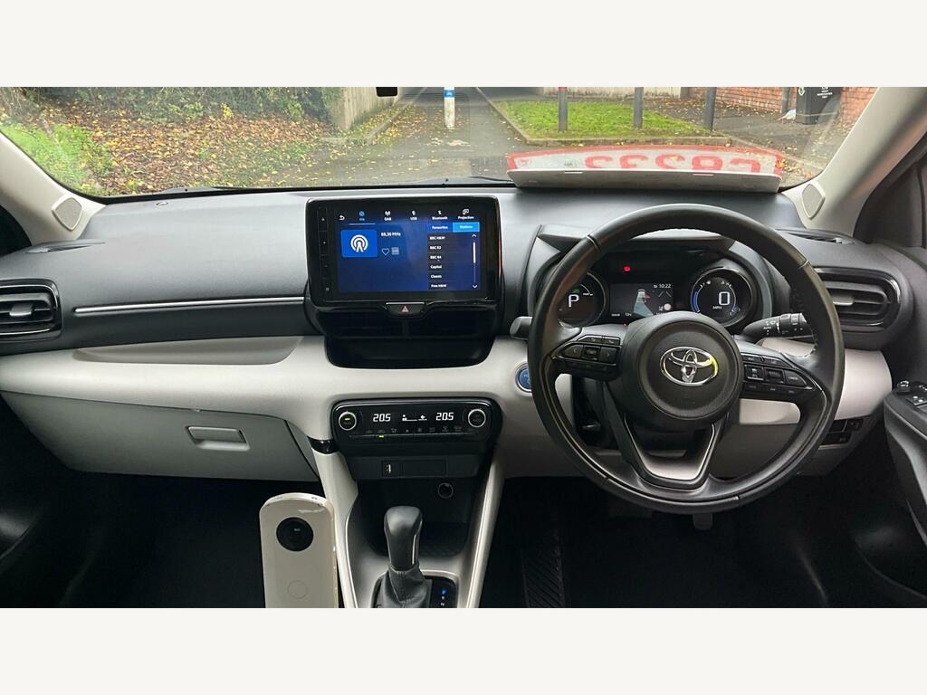 Toyota Yaris 1.5 Vvt-h Excel E-cvt Euro 6 Ss VN73AHD White #5