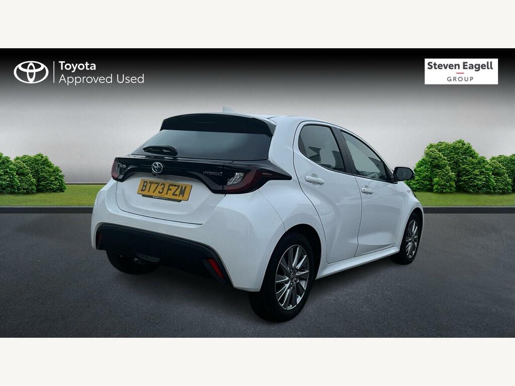 Toyota Yaris 1.5 Vvt-h Icon E-cvt Euro 6 Ss BT73FZM White #2