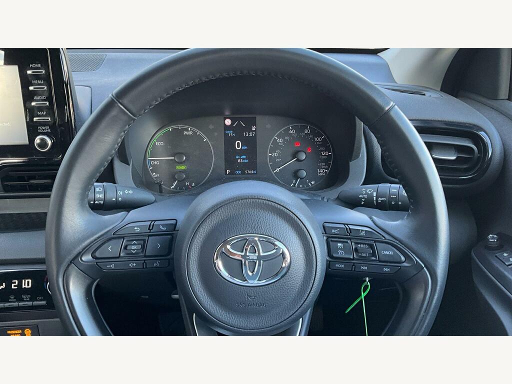 Toyota Yaris 1.5 Vvt-h Icon Hatchback Hybrid E-cvt E GL73UFV White #6