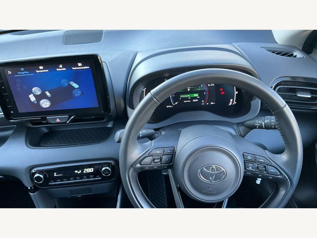 Toyota Yaris 1.5 Vvt-h Design E-cvt Euro 6 Ss BJ25ZWW White #5
