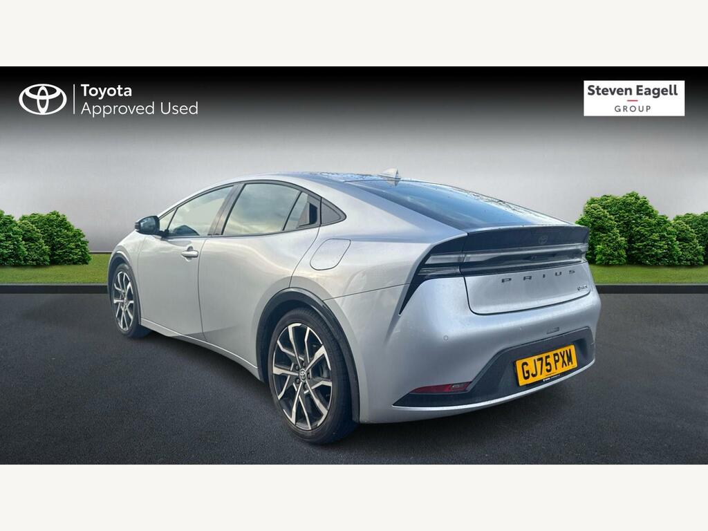 Toyota Prius 2.0 13.6Kwh Design Cvt Euro 6 Ss GJ75PXM Silver #2