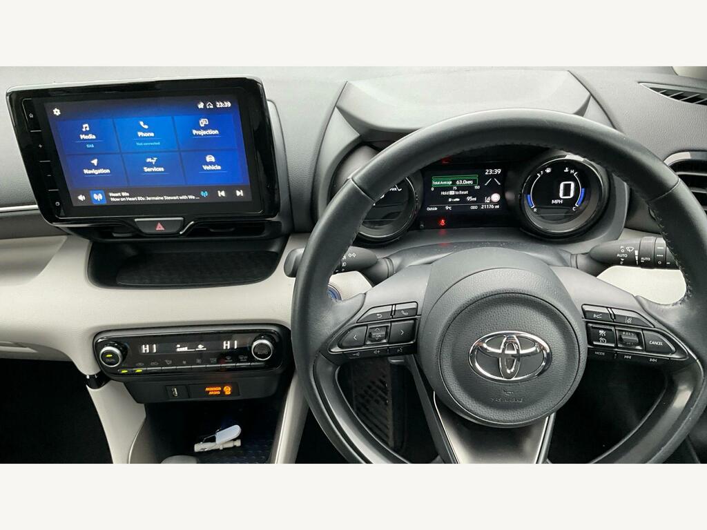 Toyota Yaris 1.5 Vvt-h Excel E-cvt Euro 6 Ss VE23KXM Red #6