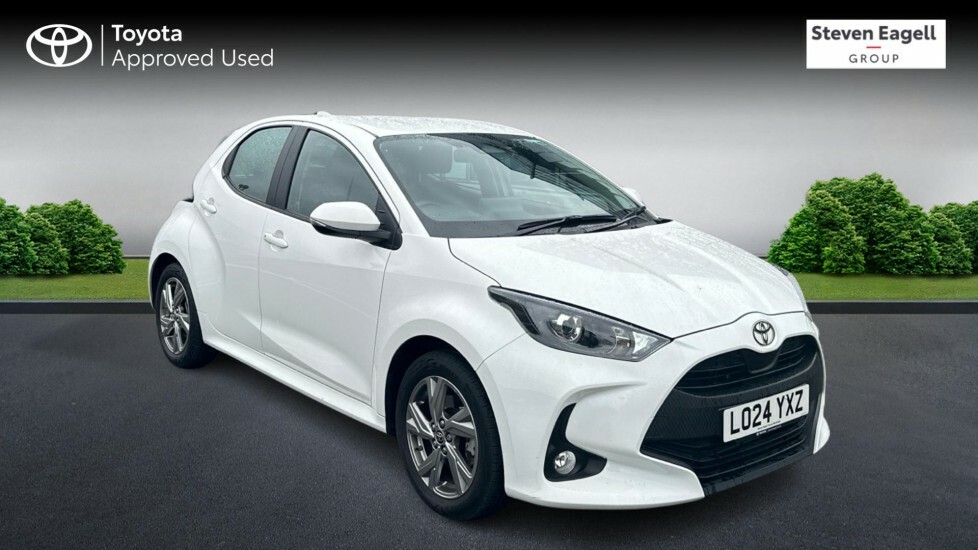 Toyota Yaris 1.5 Vvt-h Icon Hatchback Hybrid E-cvt E White
