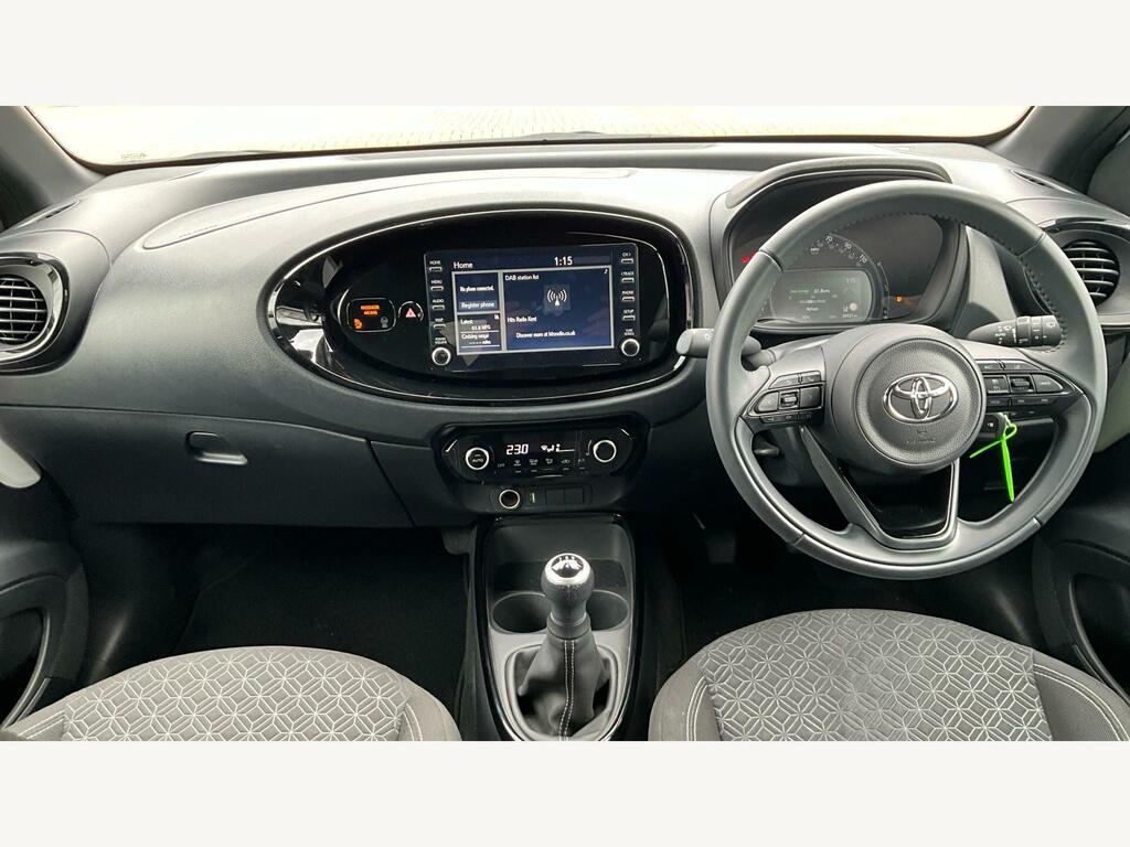 Toyota Aygo X 1.0 Vvt-i Edge Hatchback Euro 6 GK73HDO White #5