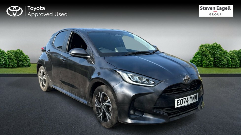 Toyota Yaris 1.5 Vvt-h Design Hatchback Hybrid E-cvt Grey