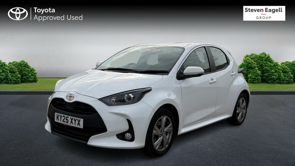 Toyota Yaris 1.5 Vvt-h Icon E-cvt Euro 6 Ss KY25XYX White #3