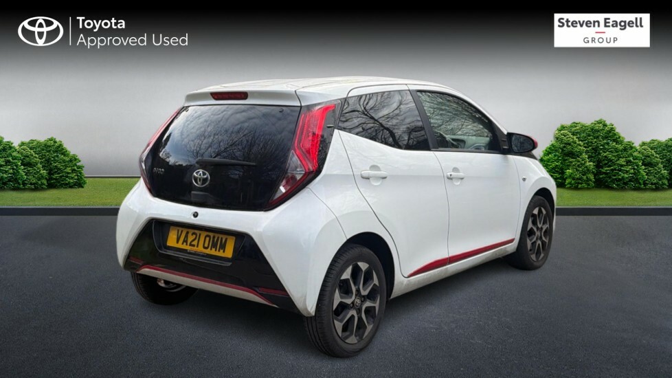 Toyota Aygo 1.0 Vvt-i X-trend X-shift Euro 6 Safety Sense VA21OMM White #3