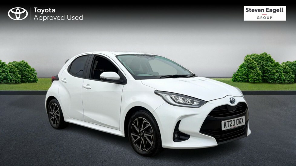 Toyota Yaris 1.5 Vvt-h Design E-cvt Euro 6 Ss White