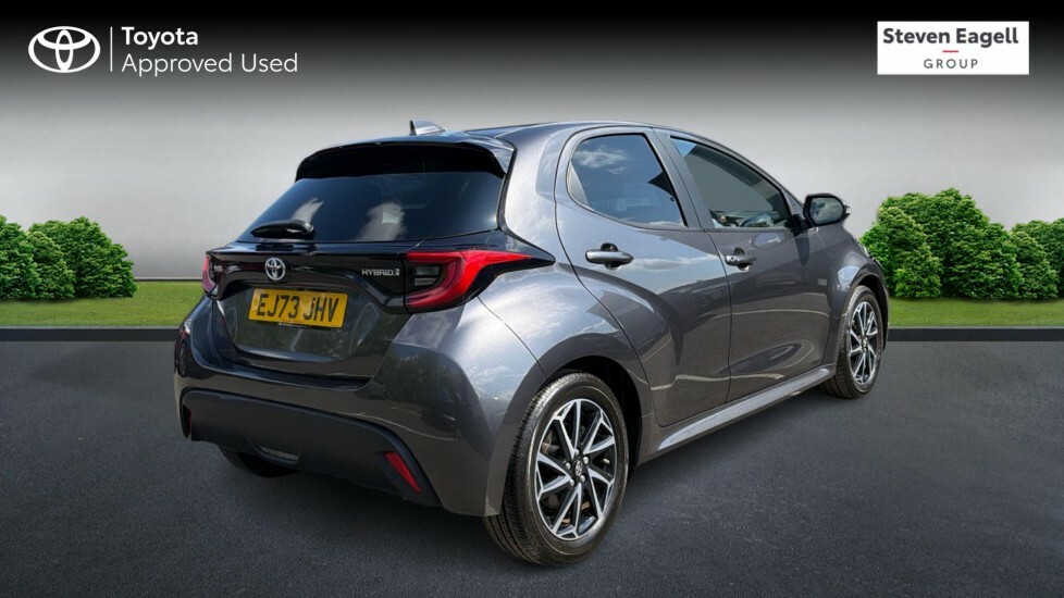 Toyota Yaris 1.5 Vvt-h Design Hatchback Hybrid E-cvt EJ73JHV Grey #2