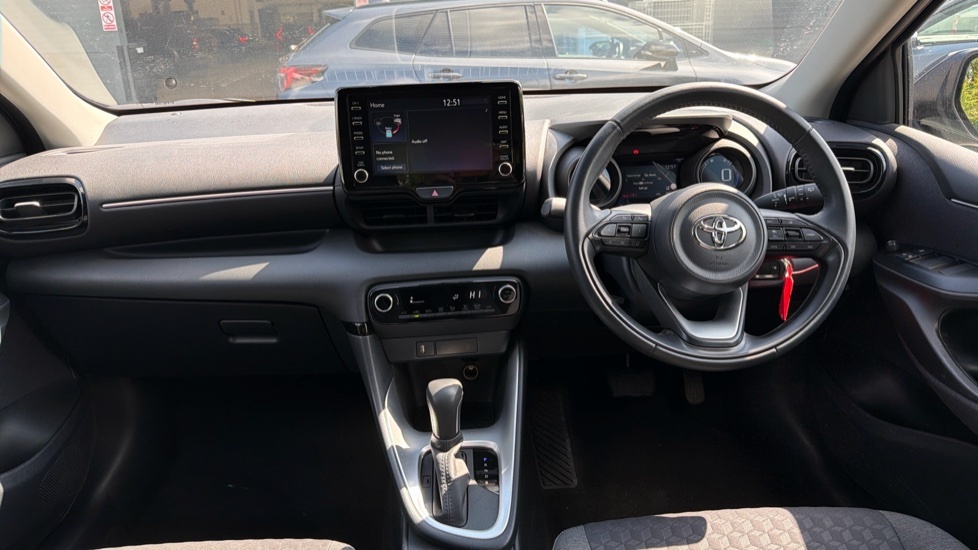 Toyota Yaris 1.5 Vvt-h Design Hatchback Hybrid E-cvt EJ73JHV Grey #6
