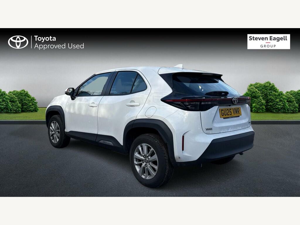 Toyota Yaris Cross 1.5 Vvt-h Icon E-cvt Euro 6 Ss GU25VMR White #4