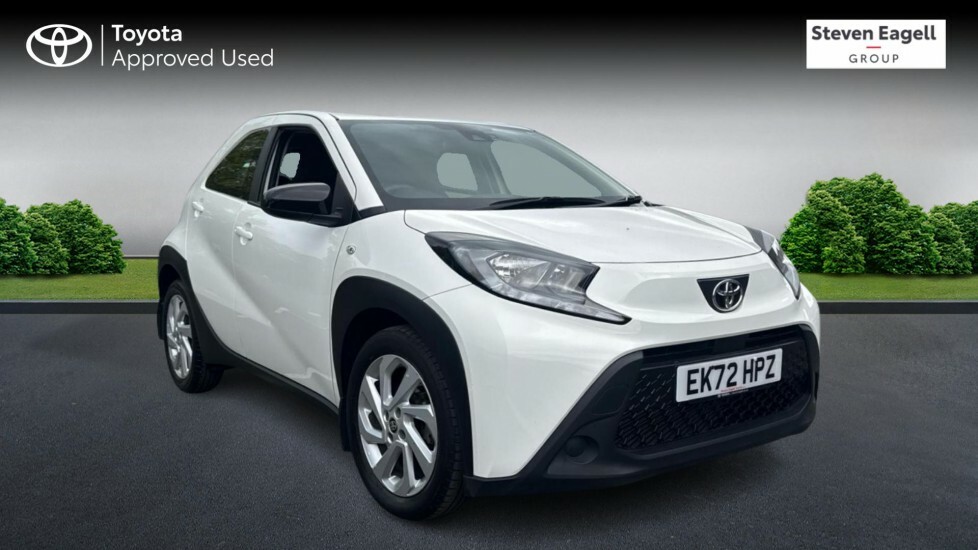 Toyota Aygo X 1.0 Vvt-i Pure Hatchback Euro 6 EK72HPZ White #2