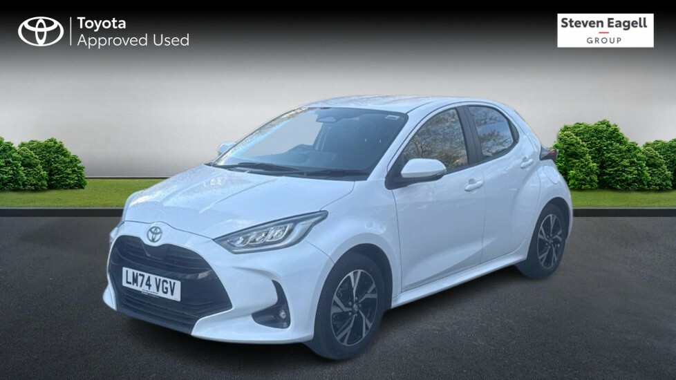 Toyota Yaris 1.5 Vvt-h Design Hatchback Hybrid E-cvt LM74VGV White #3