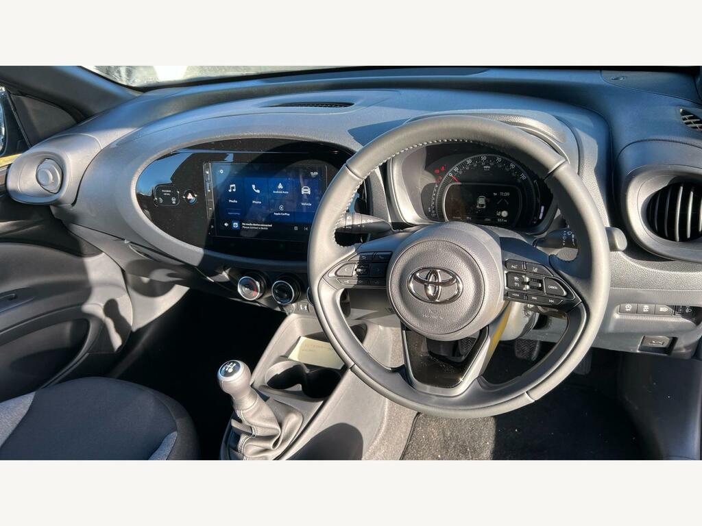 Toyota Aygo X 1.0 Vvt-i Pure Euro 6 Ss VO75TXA Black #6
