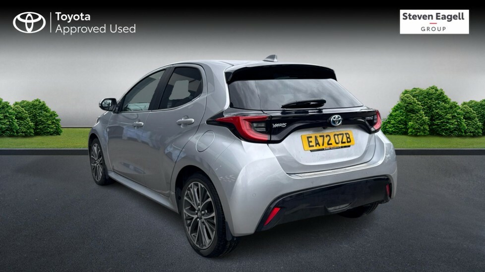 Toyota Yaris 1.5 Vvt-h Excel Hatchback Hybrid E-cvt EA72OZB Silver #4