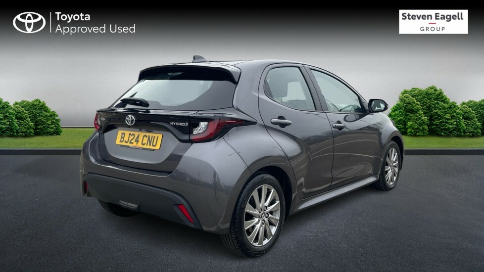 Toyota Yaris 1.5 Vvt-h Icon E-cvt Euro 6 Ss BJ24CNU Grey #2