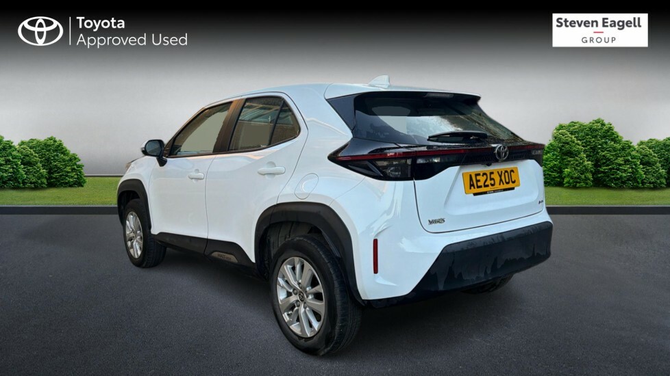 Toyota Yaris Cross 1.5 Vvt-h Icon Suv Hybrid E-cvt Euro 6 AE25XOC White #4