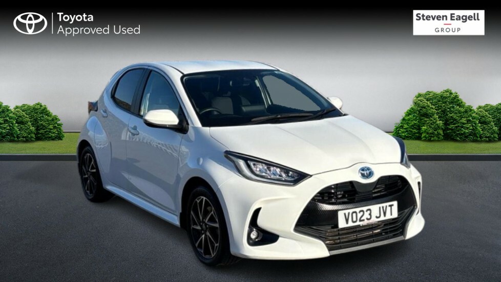 Toyota Yaris 1.5 Vvt-h Design E-cvt Euro 6 Ss White