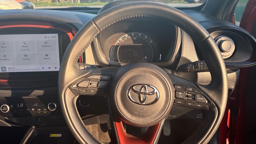 Toyota Aygo X 1.0 Vvt-i Exclusive Euro 6 Ss GU73HHC Red #6
