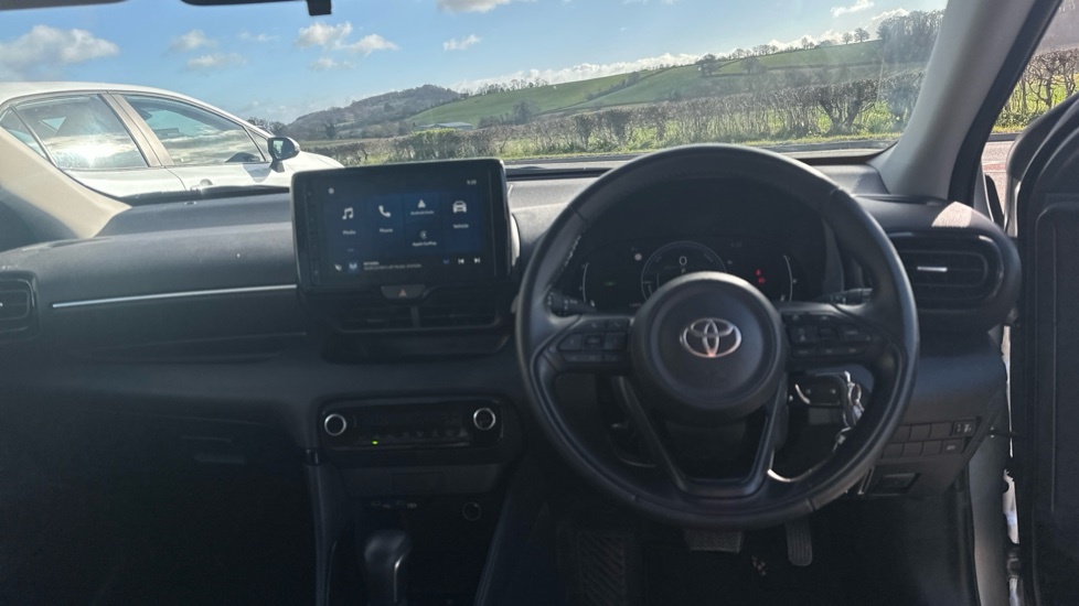 Toyota Yaris 1.5 Vvt-h Design E-cvt Euro 6 Ss VE24LTF Silver #5