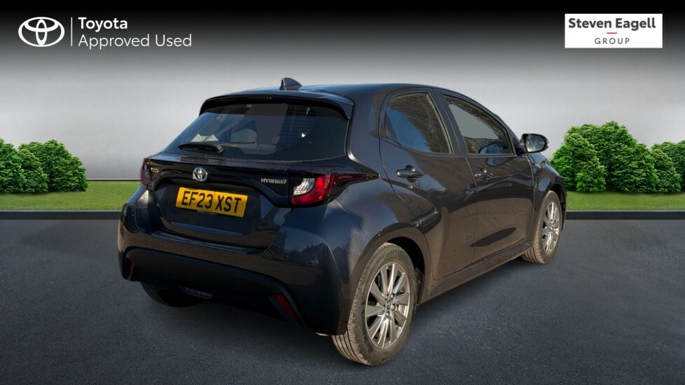 Toyota Yaris 1.5 Vvt-h Icon E-cvt Euro 6 Ss EF23XST Grey #2