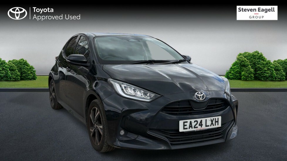 Toyota Yaris 1.5 Vvt-h Design E-cvt Euro 6 Ss Black