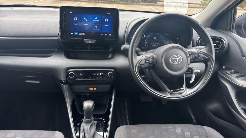 Toyota Yaris 1.5 Vvt-h Design E-cvt Euro 6 Ss BP24YBR Black #6