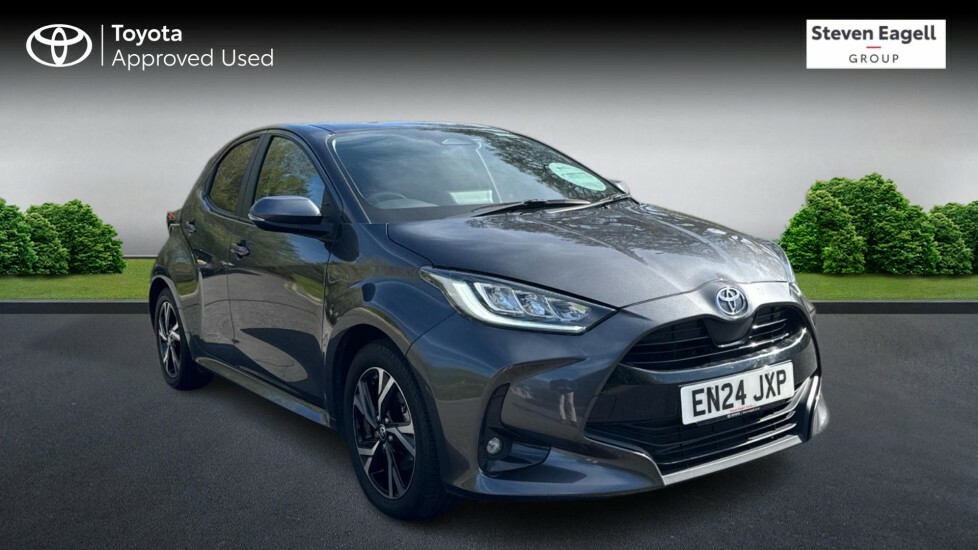 Toyota Yaris 1.5 Vvt-h Design Hatchback Hybrid E-cvt Grey