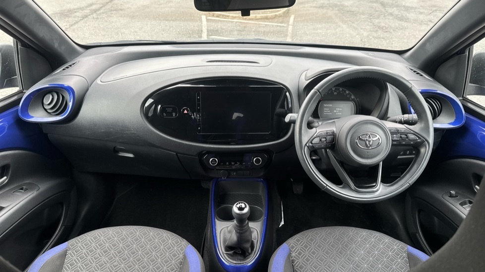 Toyota Aygo X 1.0 Vvt-i Edge Hatchback Euro 6 EF24HVB Blue #5