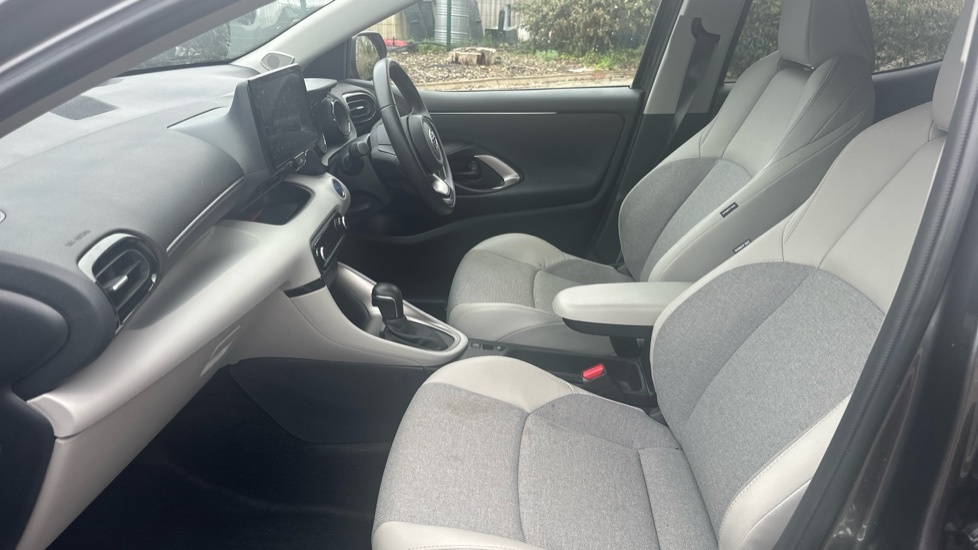 Toyota Yaris 1.5 Vvt-h Excel Hatchback Hybrid E-cvt EN23ZTV Grey #5