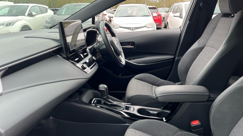 Toyota Corolla 1.8 Vvt-h Design Cvt Euro 6 Ss FL25XJO Grey #5