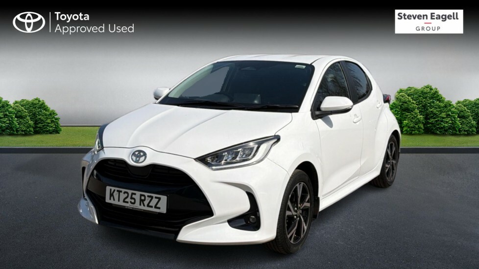 Toyota Yaris 1.5 Vvt-h Design Hatchback Hybrid E-cvt KT25RZZ White #3