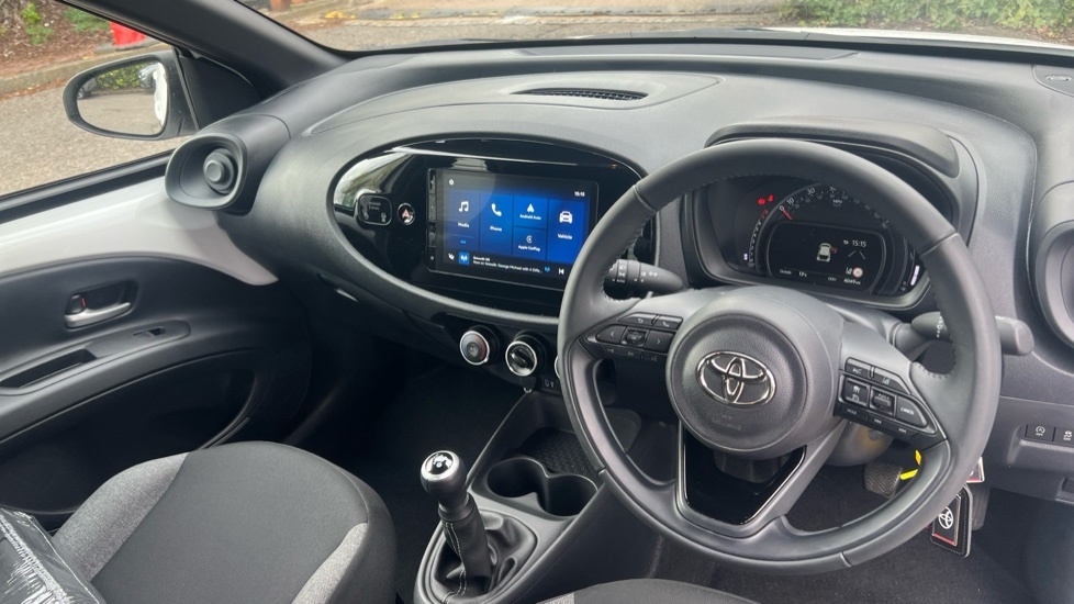 Toyota Aygo X 1.0 Vvt-i Pure Euro 6 Ss KT24YCP White #5