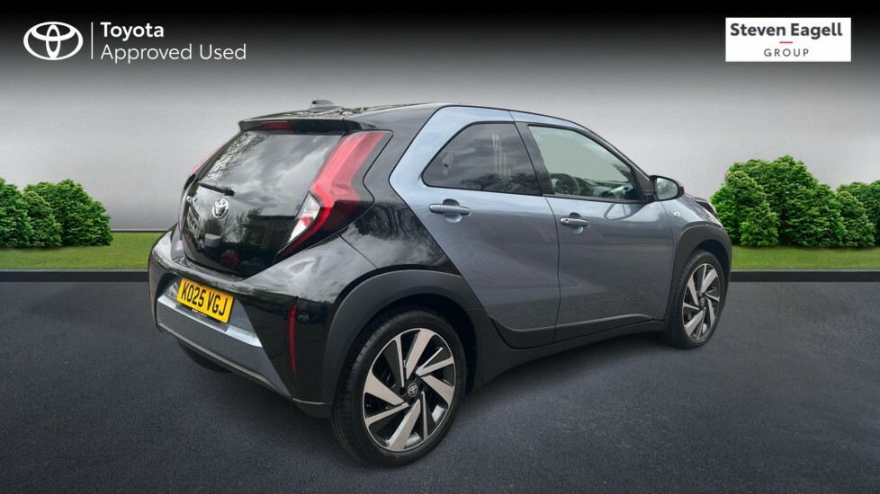 Toyota Aygo X 1.0 Vvt-i Edge X-shift Euro 6 Ss KO25VGJ Grey #2