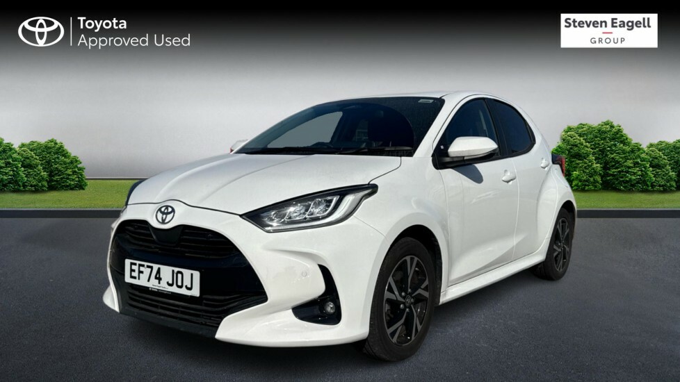 Toyota Yaris 1.5 Vvt-h Design E-cvt Euro 6 Ss EF74JOJ White #3