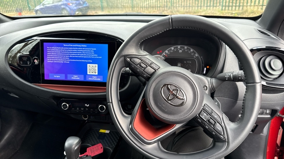 Toyota Aygo X 1.0 Vvt-i Exclusive X-shift Euro 6 Ss LE73FJJ Red #5