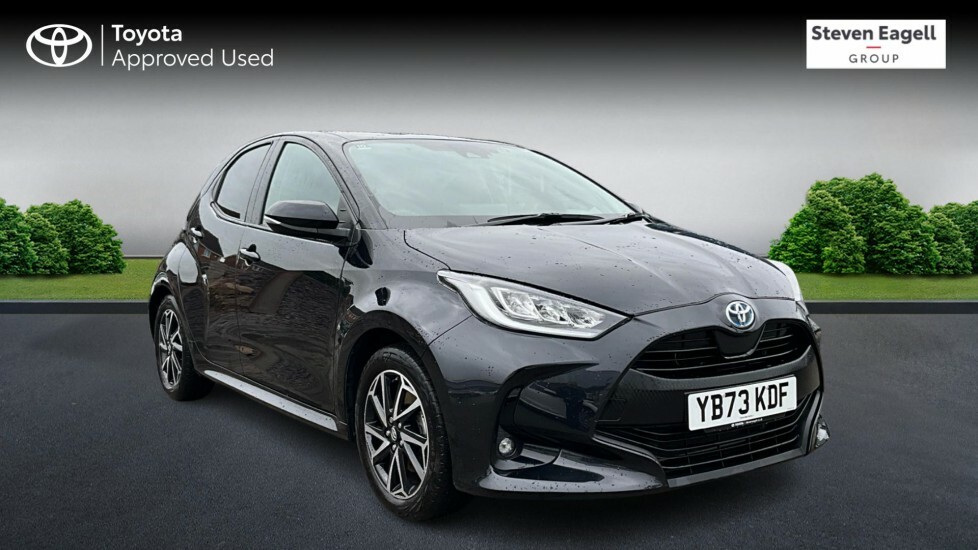 Toyota Yaris 1.5 Vvt-h Design E-cvt Euro 6 Ss Black