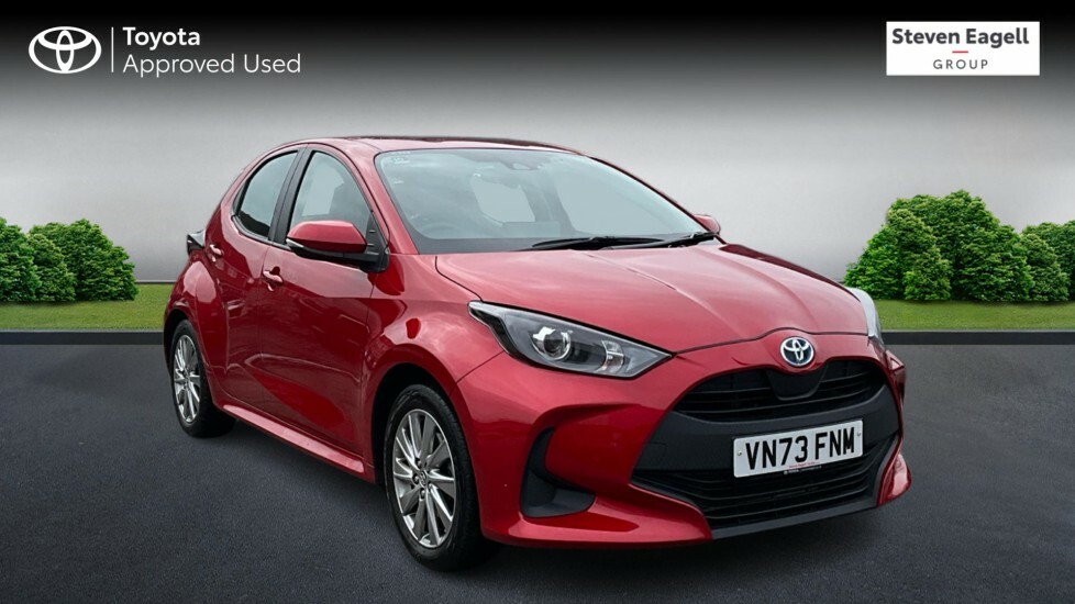 Toyota Yaris 1.5 Vvt-h Icon E-cvt Euro 6 Ss Red