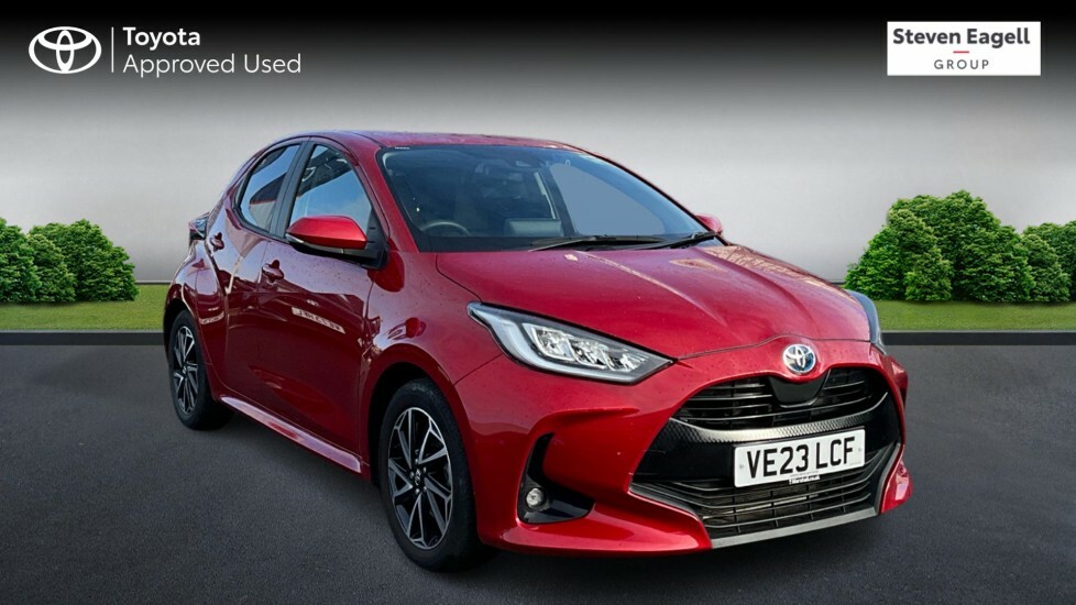 Toyota Yaris 1.5 Vvt-h Design E-cvt Euro 6 Ss Red