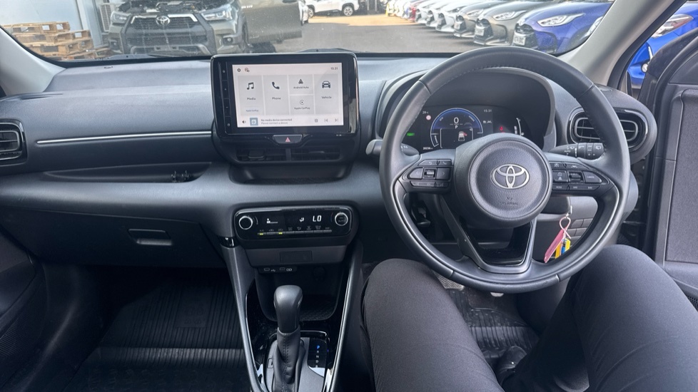 Toyota Yaris 1.5 Vvt-h Design Hatchback Hybrid E-cvt KS24SPV Brown #6