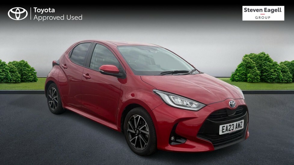 Toyota Yaris 1.5 Vvt-h Design E-cvt Euro 6 Ss Red