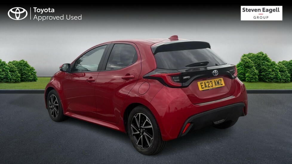 Toyota Yaris 1.5 Hybrid Design Cvt EA23AWZ Red #4