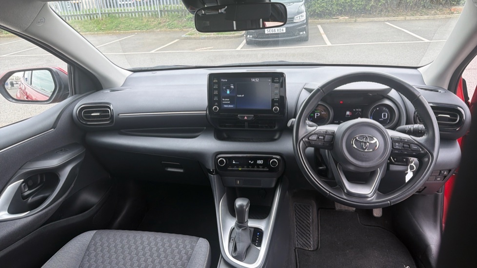 Toyota Yaris 1.5 Hybrid Design Cvt EA23AWZ Red #6