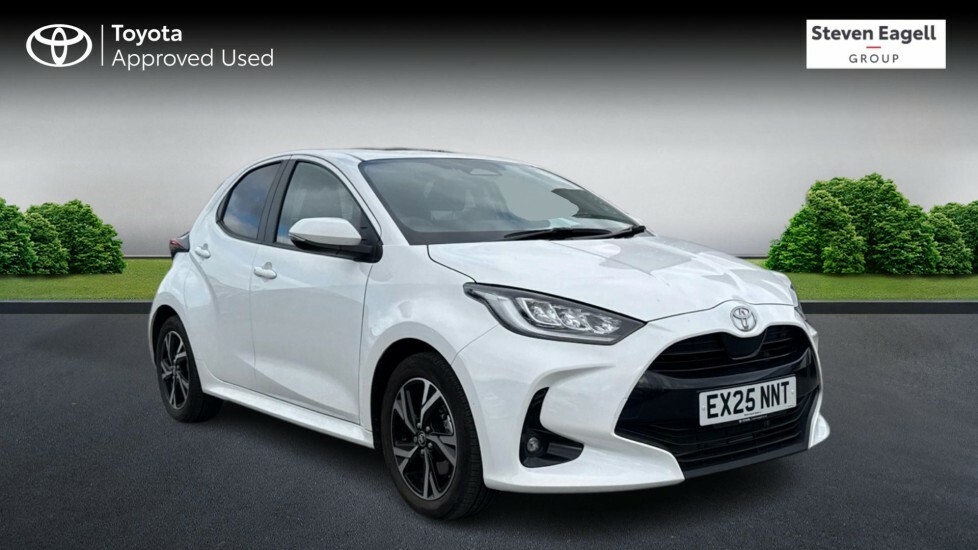 Toyota Yaris 1.5 Vvt-h Design E-cvt Euro 6 Ss White