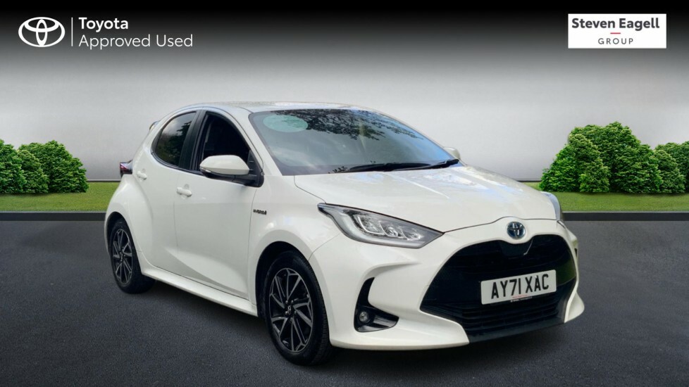 Toyota Yaris 1.5 Vvt-h Design E-cvt Euro 6 Ss AY71XAC White #2