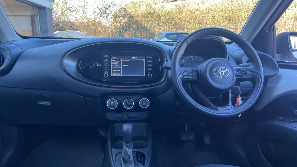 Toyota Aygo X 1.0 Vvt-i Pure X-shift Euro 6 Ss BP23CLU White #5