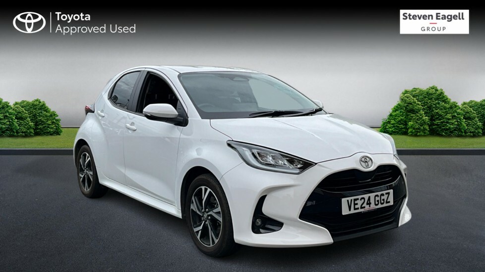 Toyota Yaris 1.5 Vvt-h Design E-cvt Euro 6 Ss White