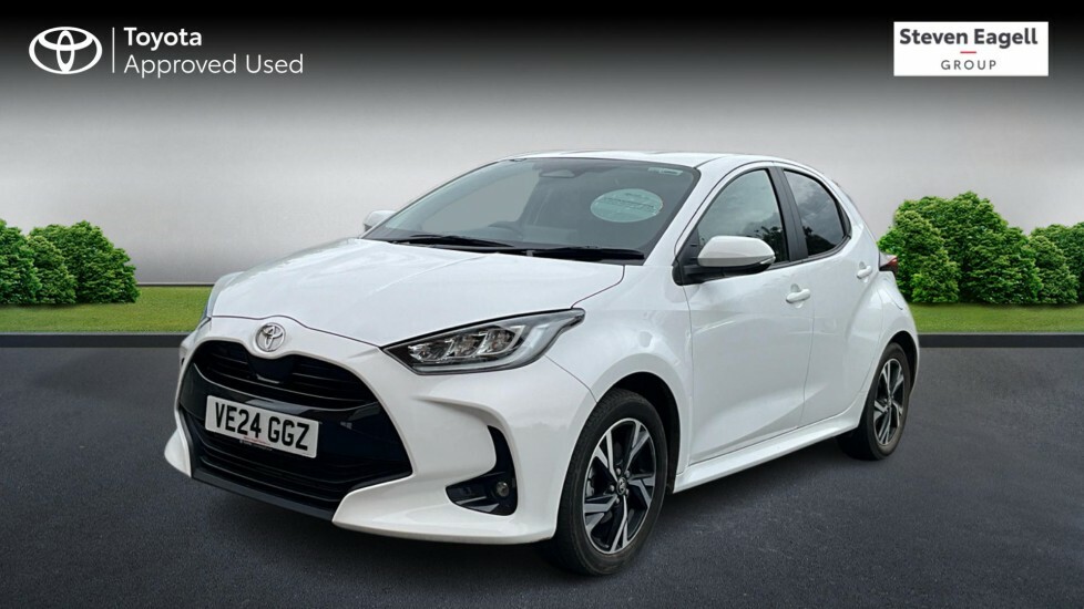 Toyota Yaris 1.5 Vvt-h Design E-cvt Euro 6 Ss VE24GGZ White #3