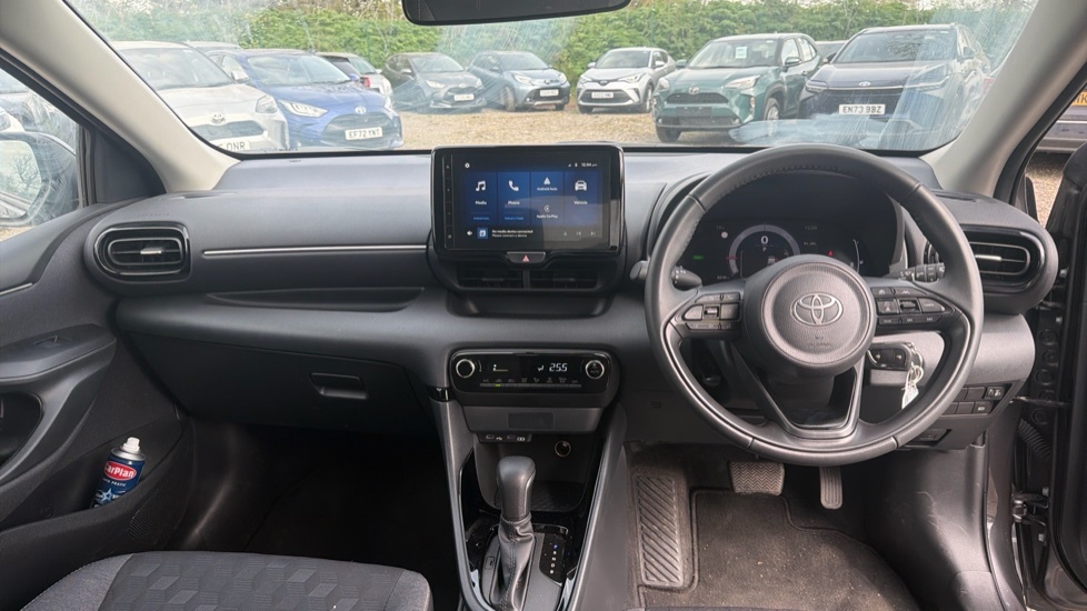 Toyota Yaris 1.5 Vvt-h Design E-cvt Euro 6 Ss GY25AUN Grey #6