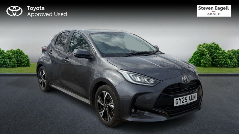 Toyota Yaris 1.5 Vvt-h Design E-cvt Euro 6 Ss Grey